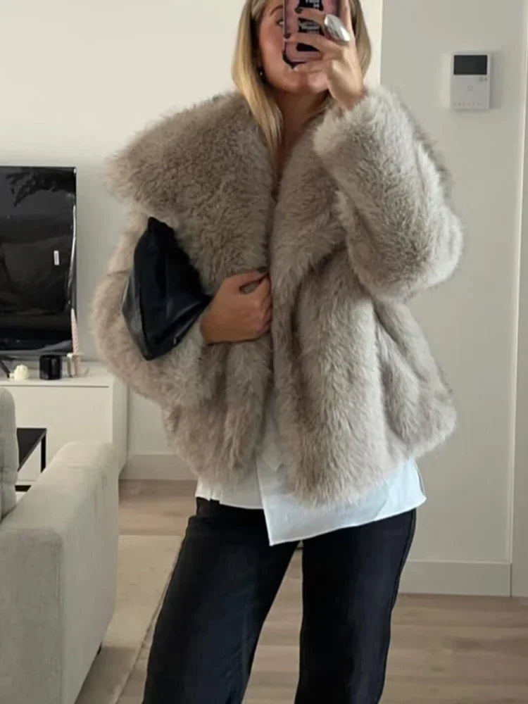 Cozy Faux Fur Jacket for Women - Chic Winter Essential.