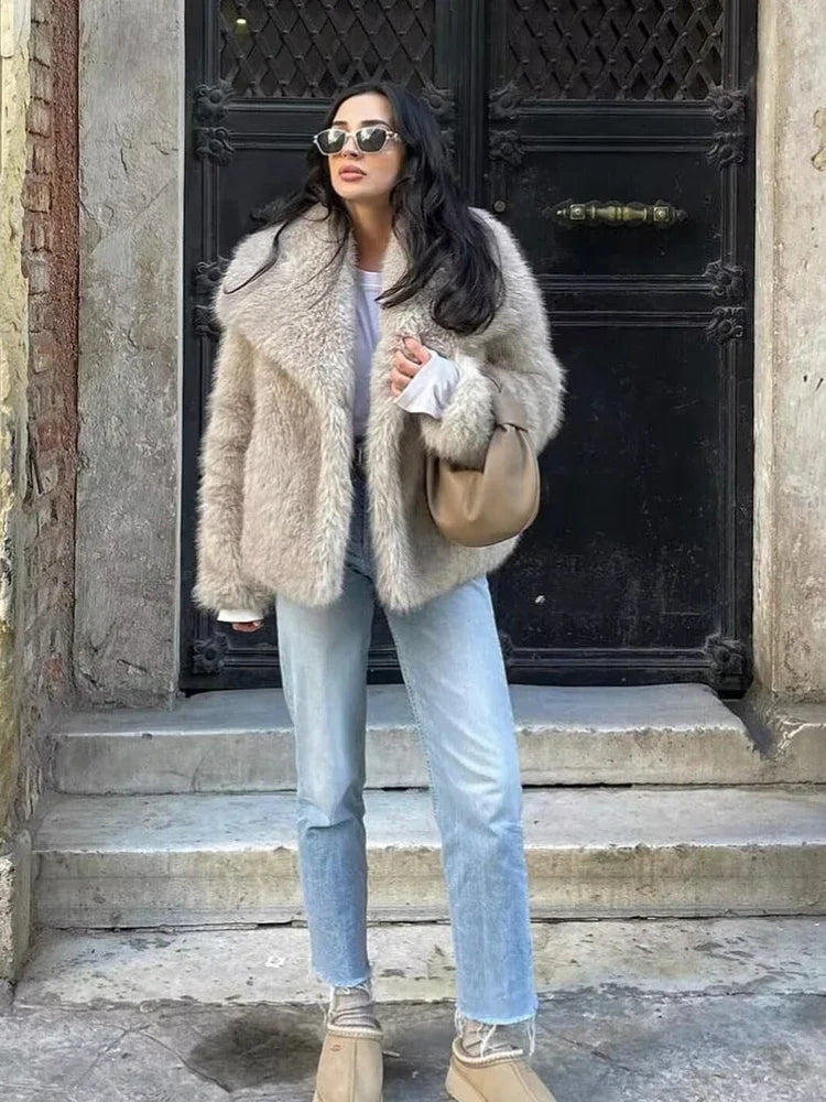 Cozy Faux Fur Jacket for Women - Chic Winter Essential.